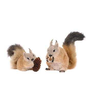 Figura_veverica_sa_šišarkom_24cm_u_dve_varijante